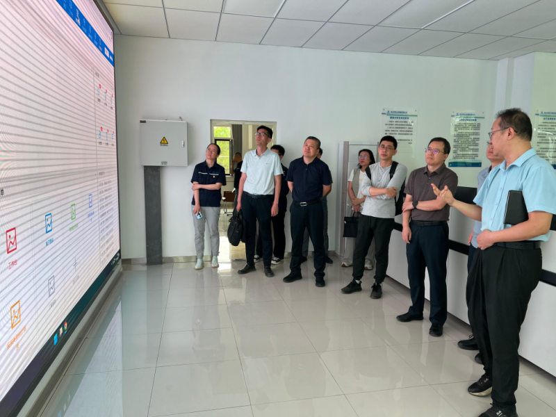 集团乐鱼（中国）官方网站副总经理王文刚在银川中铁水务调研指导企业提质增效工作